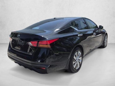 2025 Nissan Altima S FWD