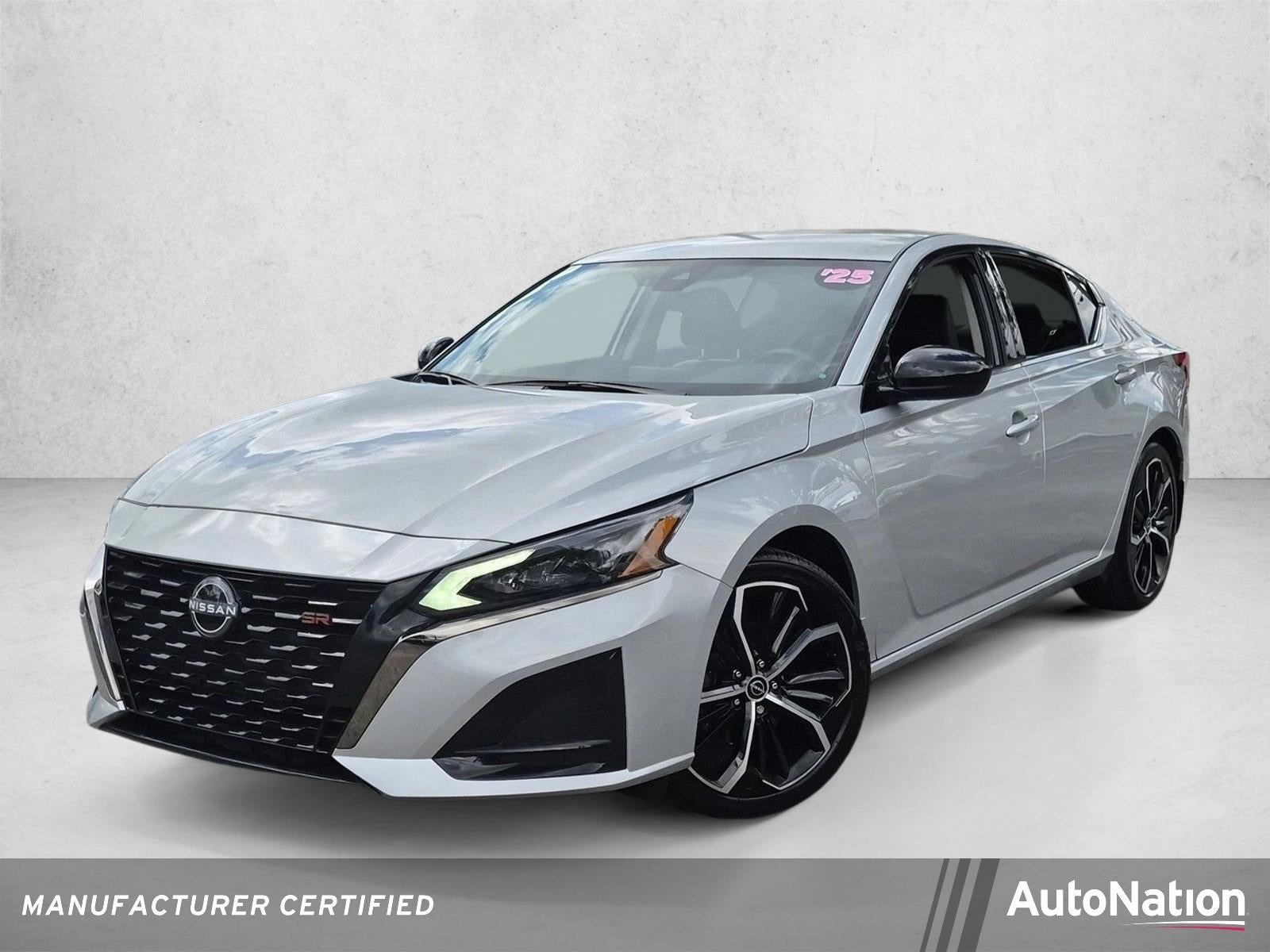 2025 Nissan Altima SR FWD