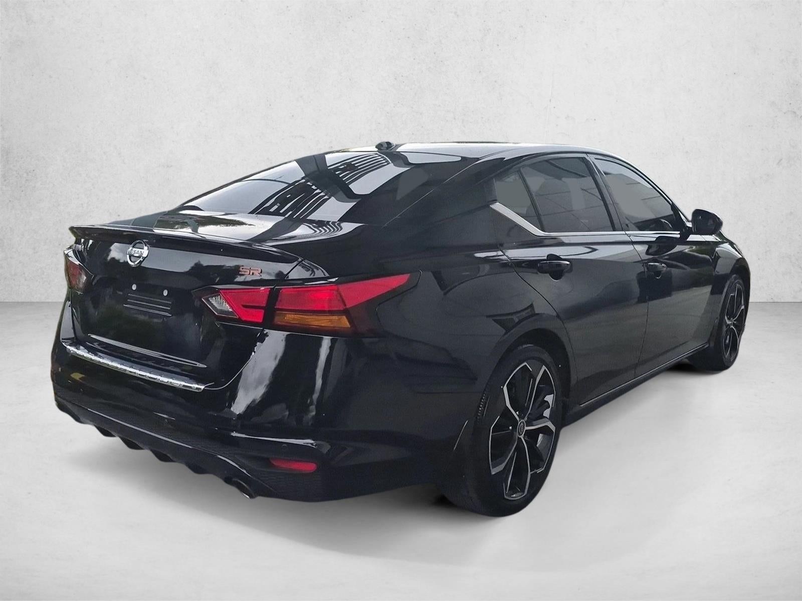 2023 Nissan Altima 2.5 SR Sedan