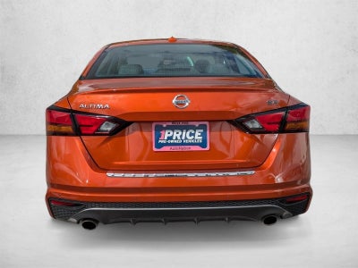 2021 Nissan Altima 2.5 SR Sedan