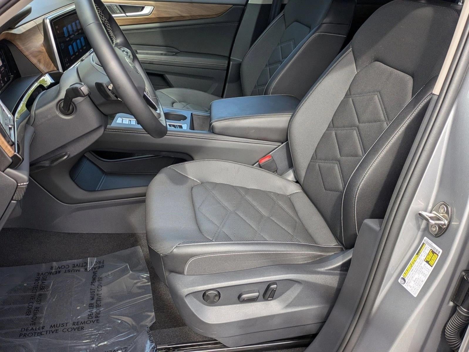 2025 Volkswagen Atlas 2.0T SE FWD