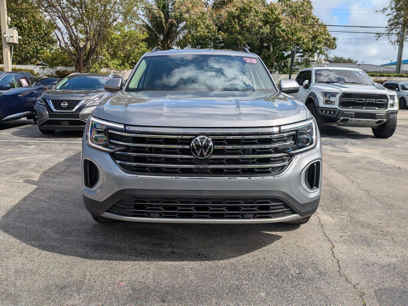 2025 Volkswagen Atlas 2.0T SE FWD