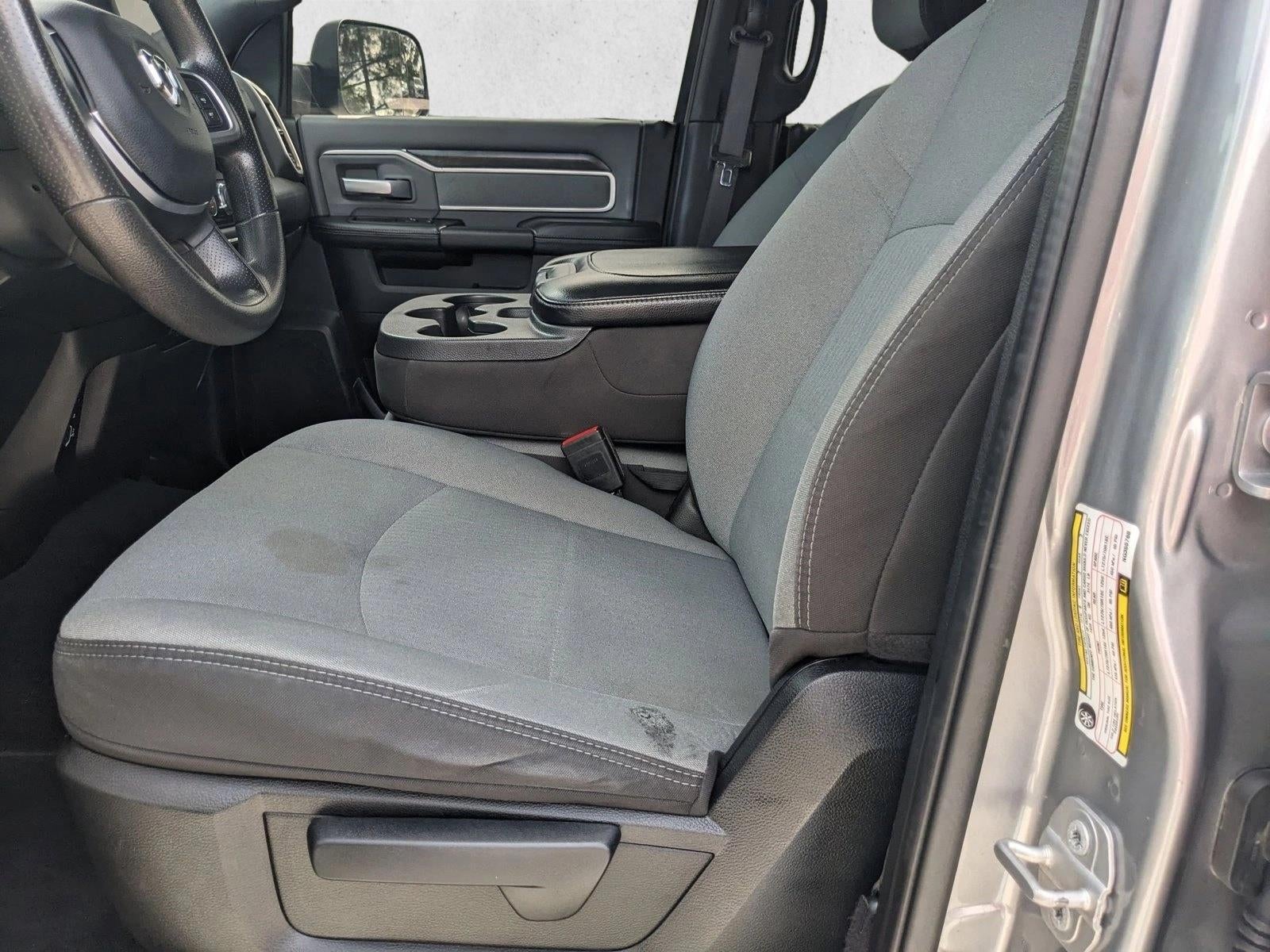 2022 RAM 2500 Big Horn 4x4 Crew Cab 6'4" Box