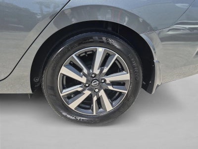 2025 Nissan Versa SV CVT