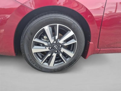 2025 Nissan Versa SV CVT