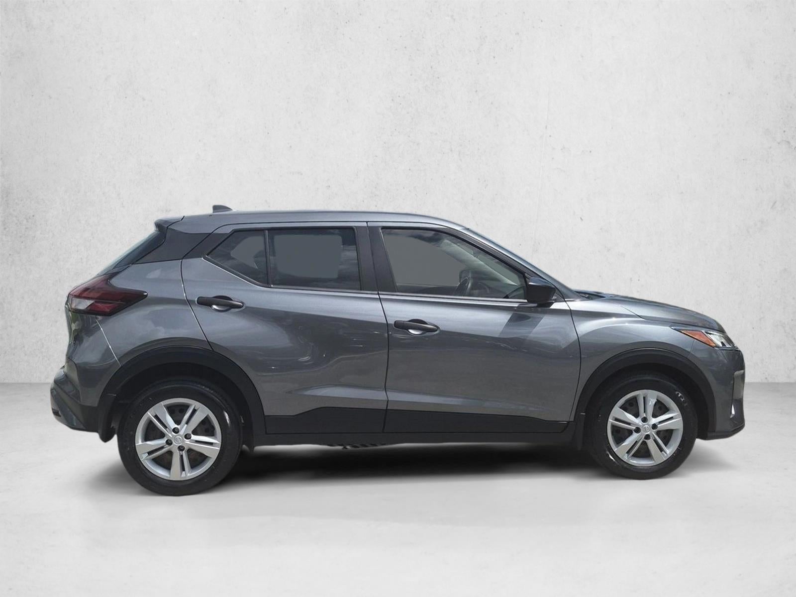2023 Nissan Kicks S FWD