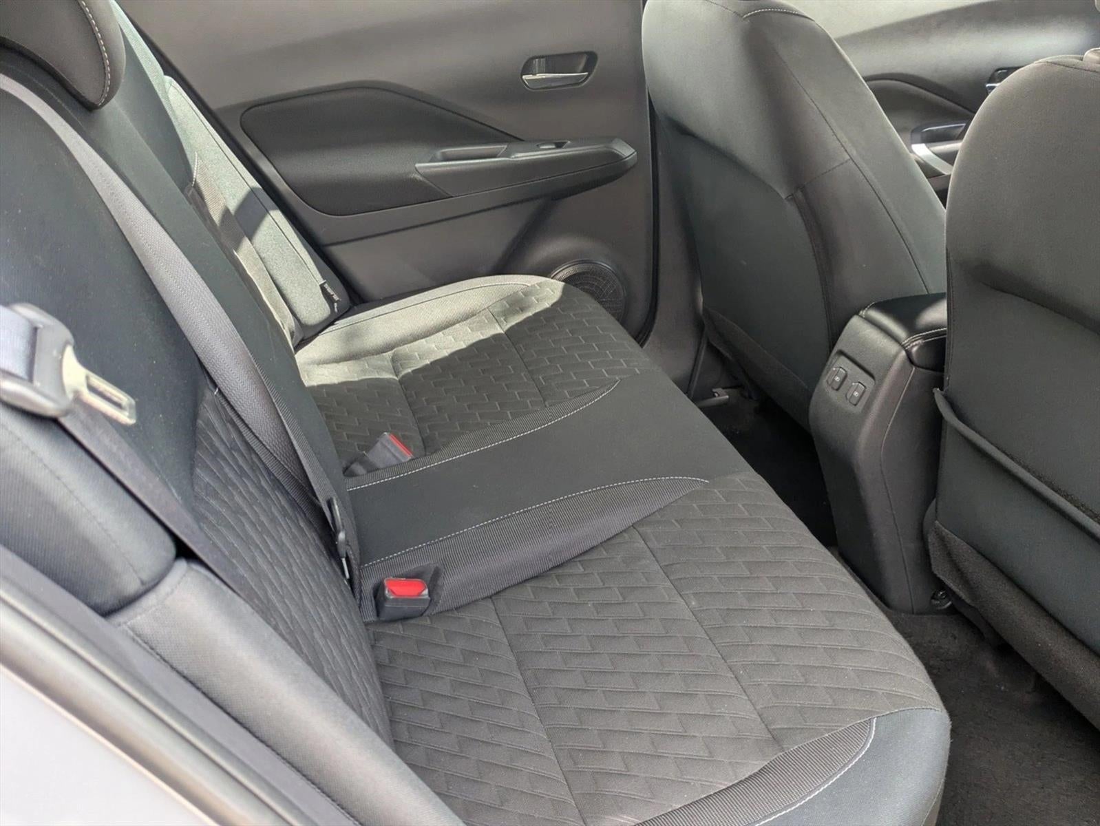 2022 Nissan Kicks SV FWD
