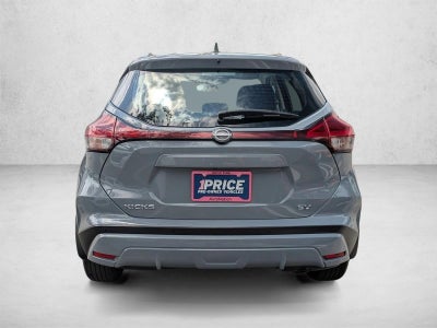 2022 Nissan Kicks SV FWD