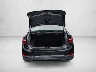 2024 Volkswagen Jetta SE Auto