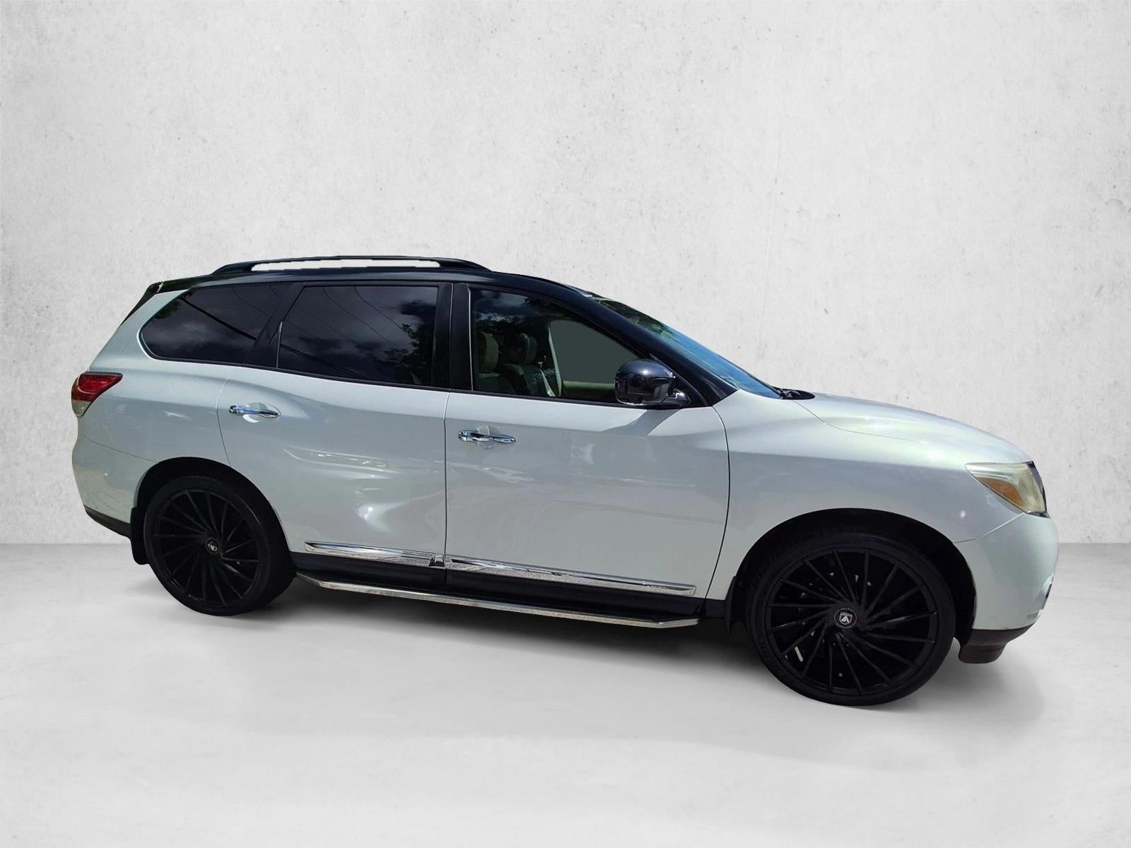 2014 Nissan Pathfinder 2WD 4dr Platinum