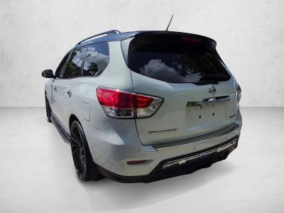 2014 Nissan Pathfinder 2WD 4dr Platinum