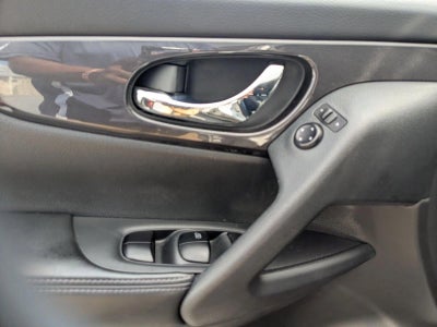 2020 Nissan Rogue FWD SV