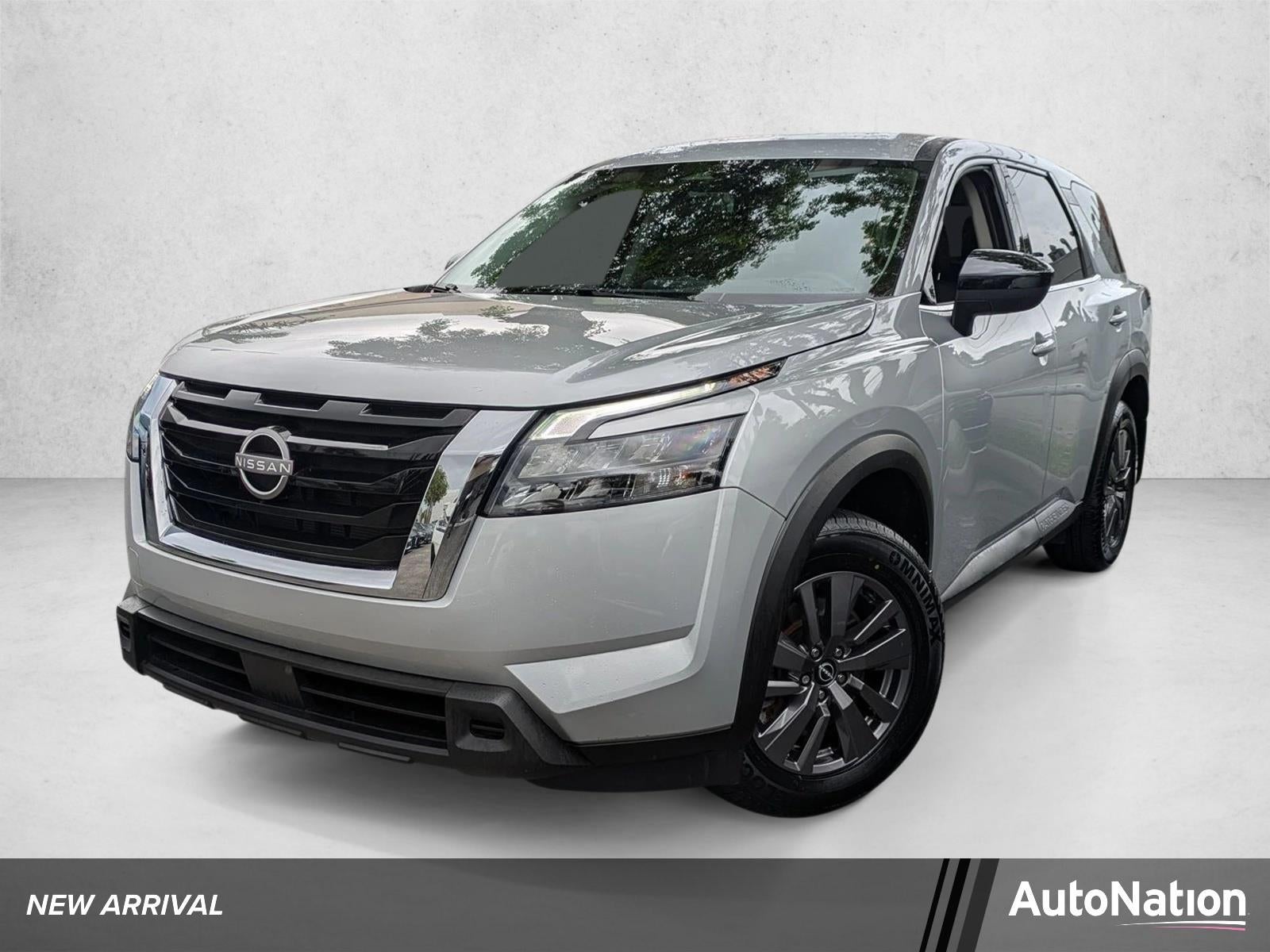 2023 Nissan Pathfinder S 4WD
