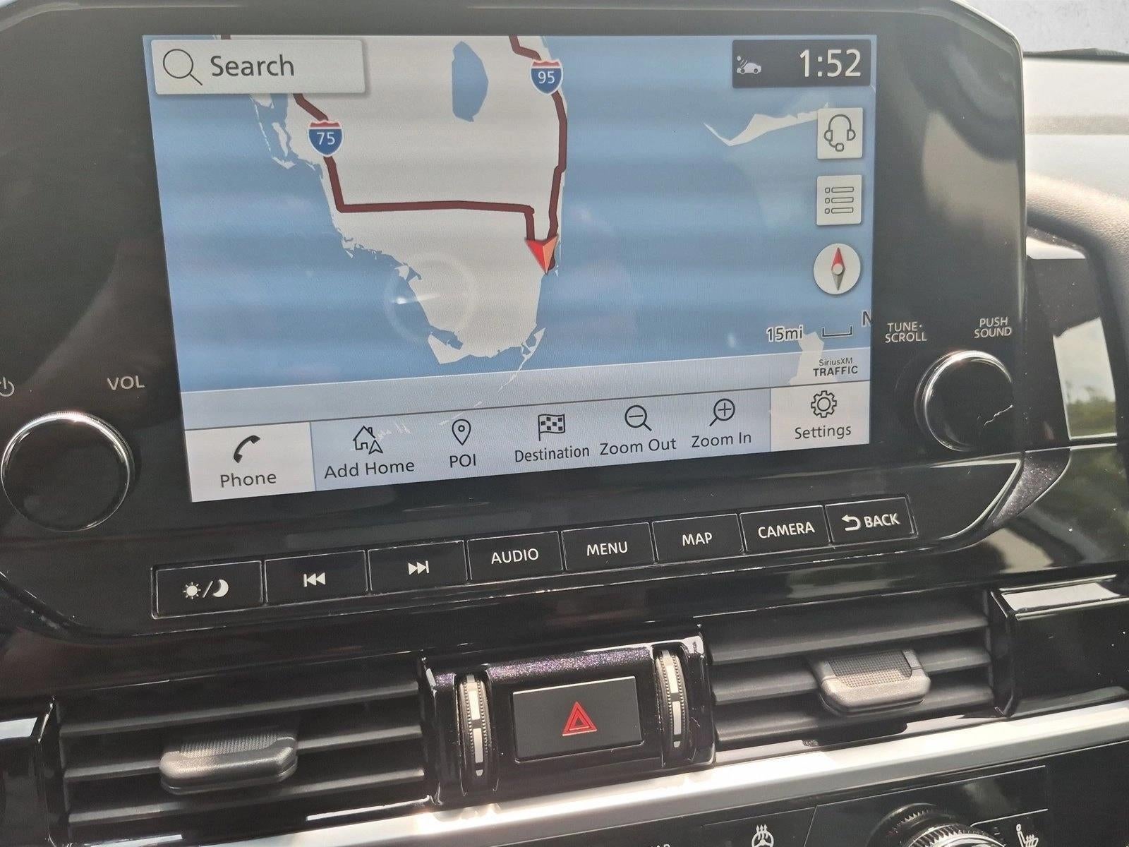 2022 Nissan Pathfinder SL 2WD