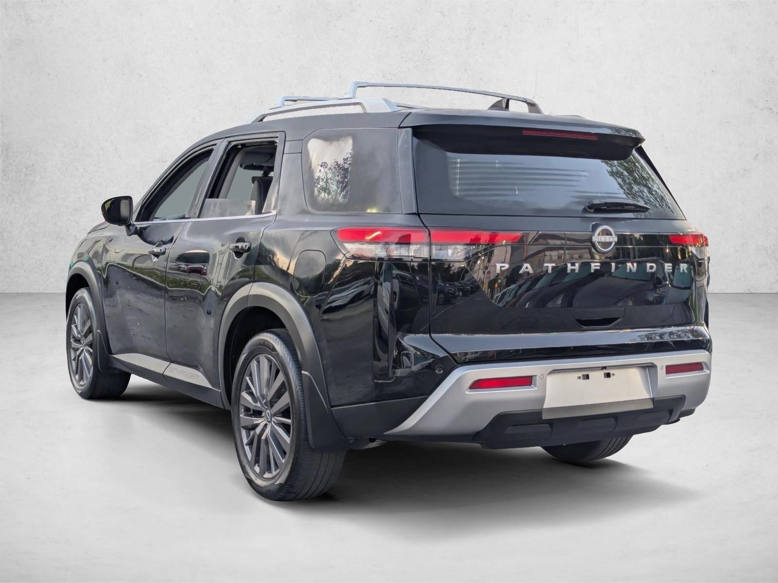 2024 Nissan Pathfinder SL 2WD