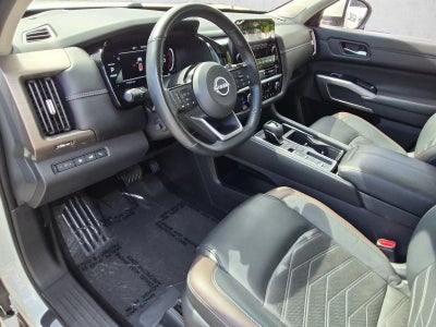 2024 Nissan Pathfinder Platinum 2WD