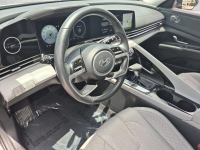 2023 Hyundai ELANTRA Limited IVT