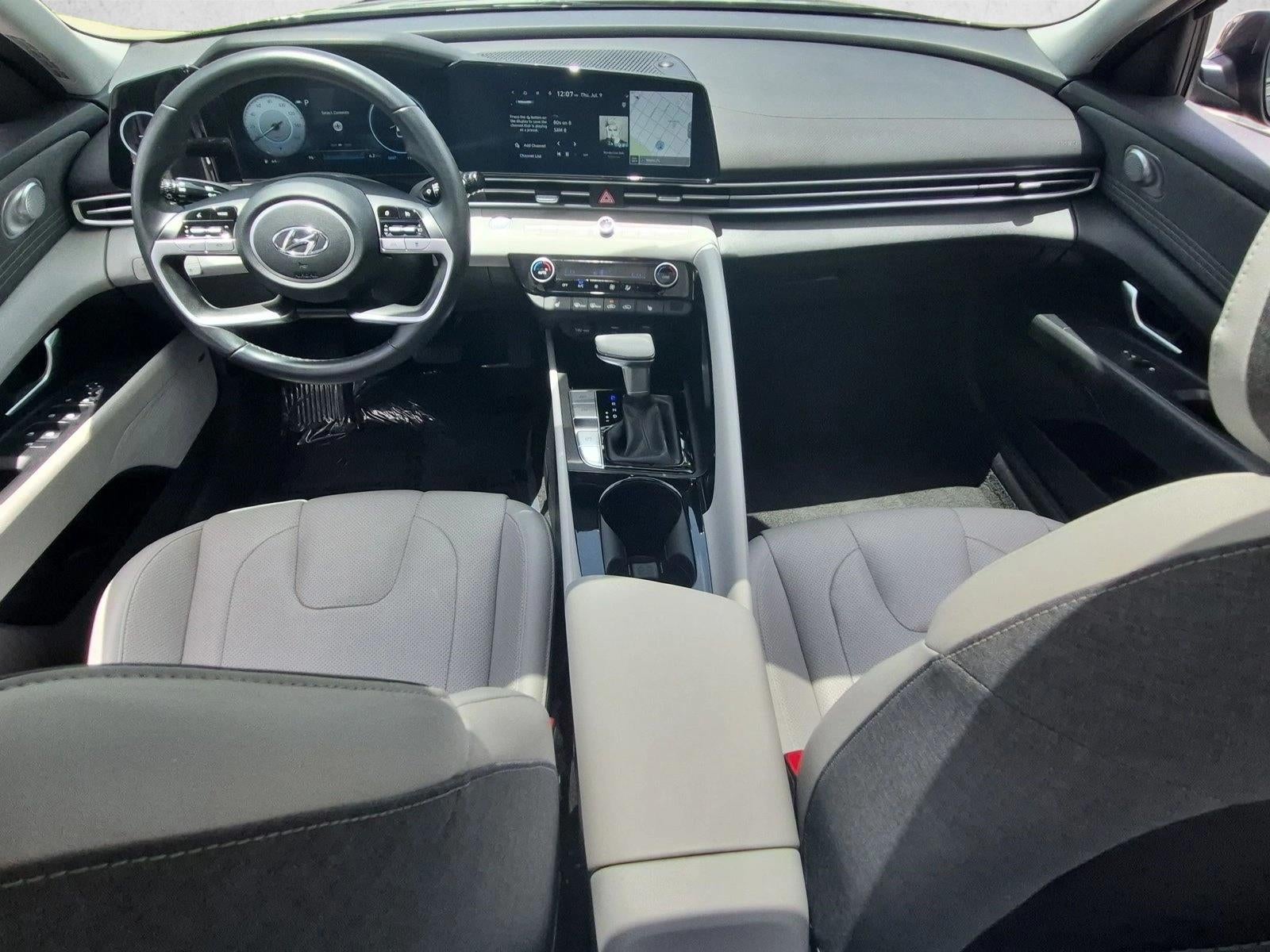 2023 Hyundai ELANTRA Limited IVT