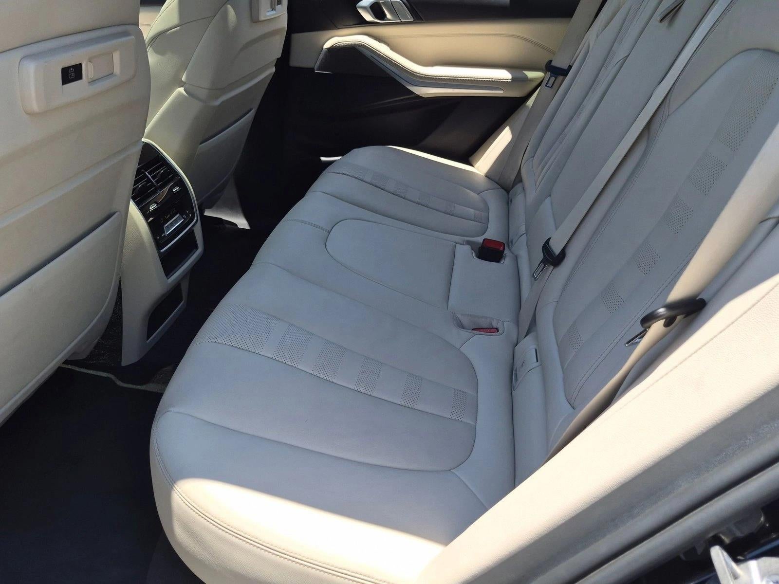 2022 BMW X5 sDrive40i Sports Activity Vehicle