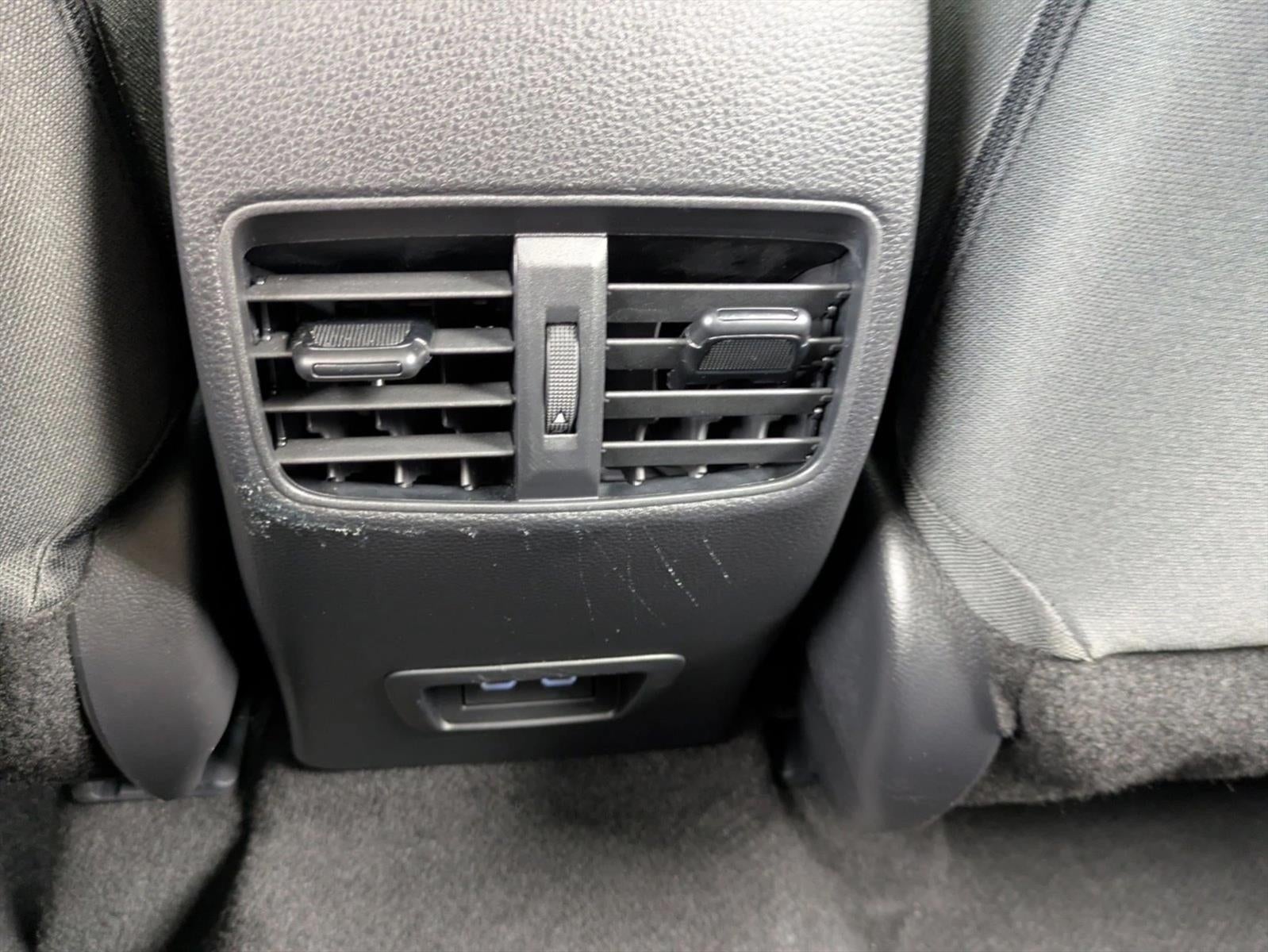 2024 Toyota Corolla Cross LE 2WD (Natl)