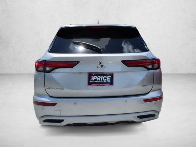 2023 Mitsubishi Outlander SEL FWD