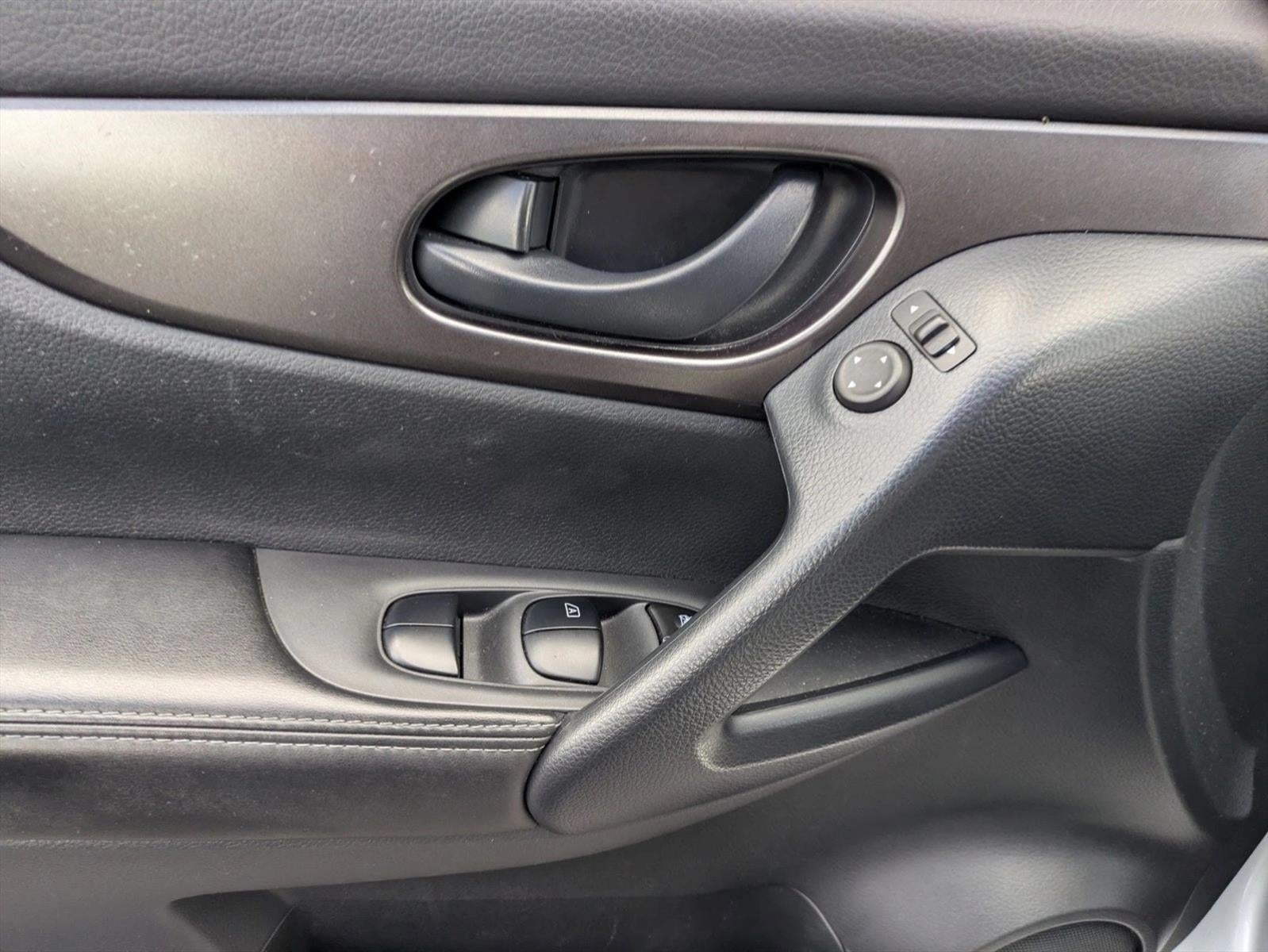 2021 Nissan Rogue Sport AWD S