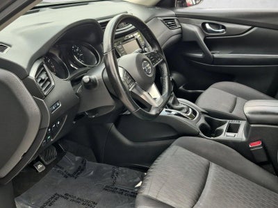 2020 Nissan Rogue FWD SV
