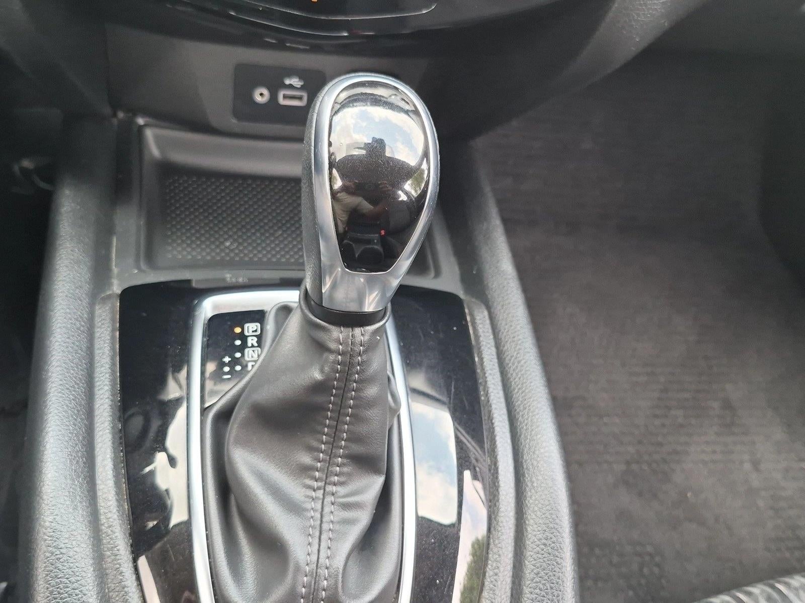 2020 Nissan Rogue FWD SV