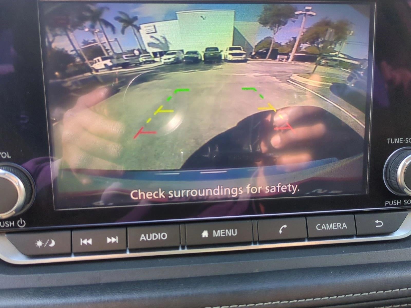 2022 Nissan Rogue FWD SV