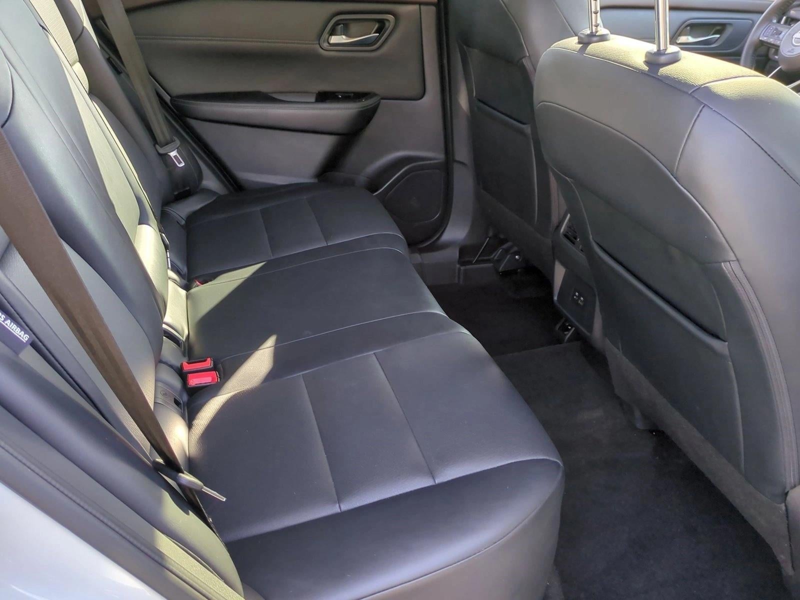 2022 Nissan Rogue FWD SV