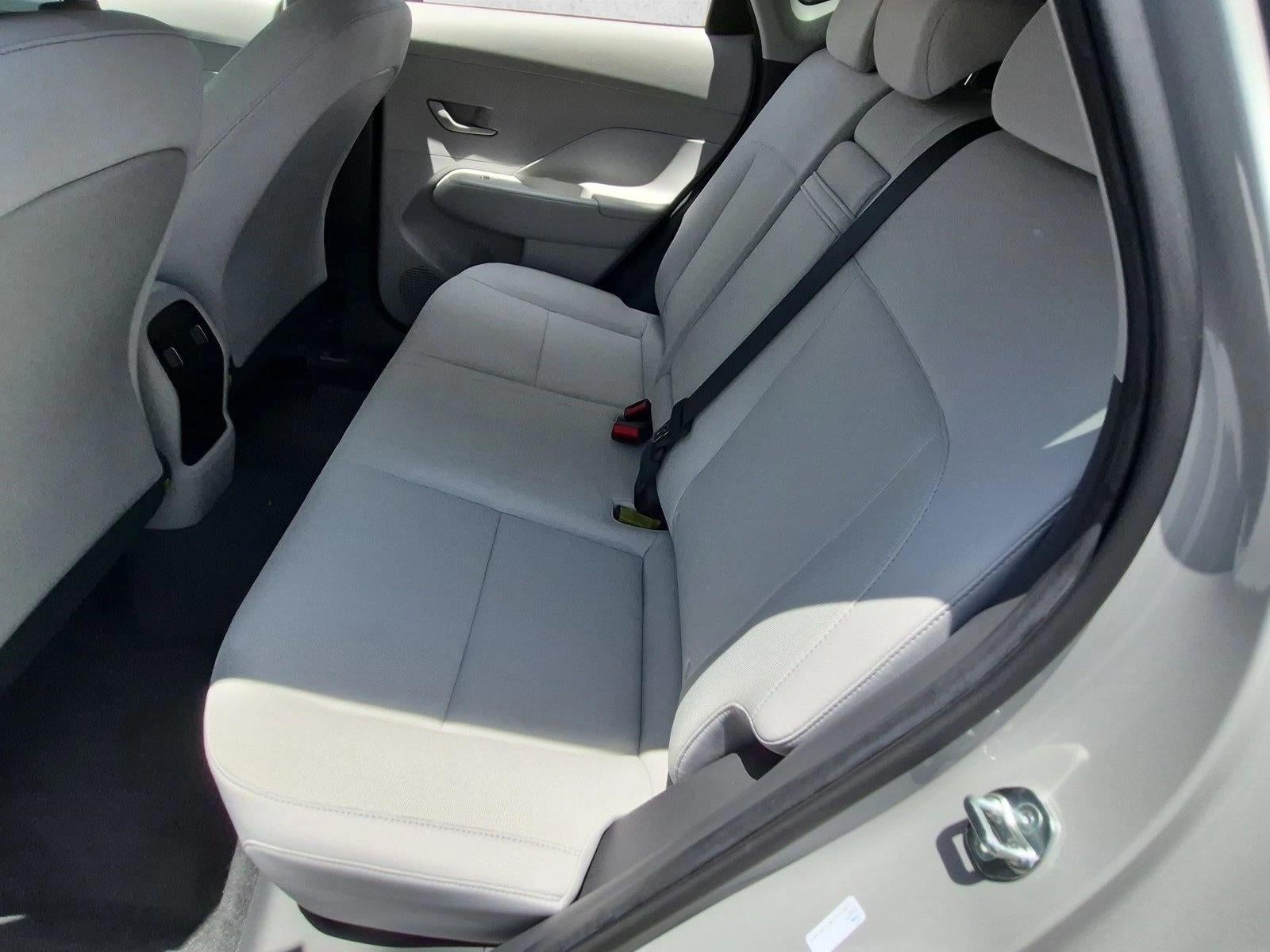 2024 Hyundai KONA SEL FWD