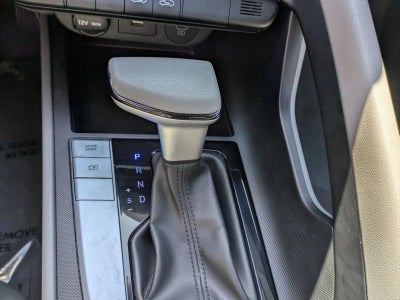 2024 Hyundai ELANTRA SEL IVT