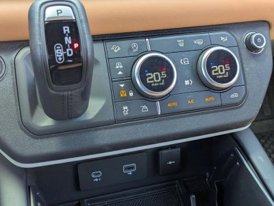 2024 Land Rover Defender 110 P400 X-Dynamic SE