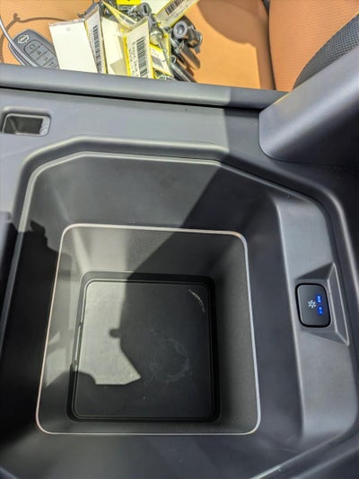 2024 Land Rover Defender 110 P400 X-Dynamic SE