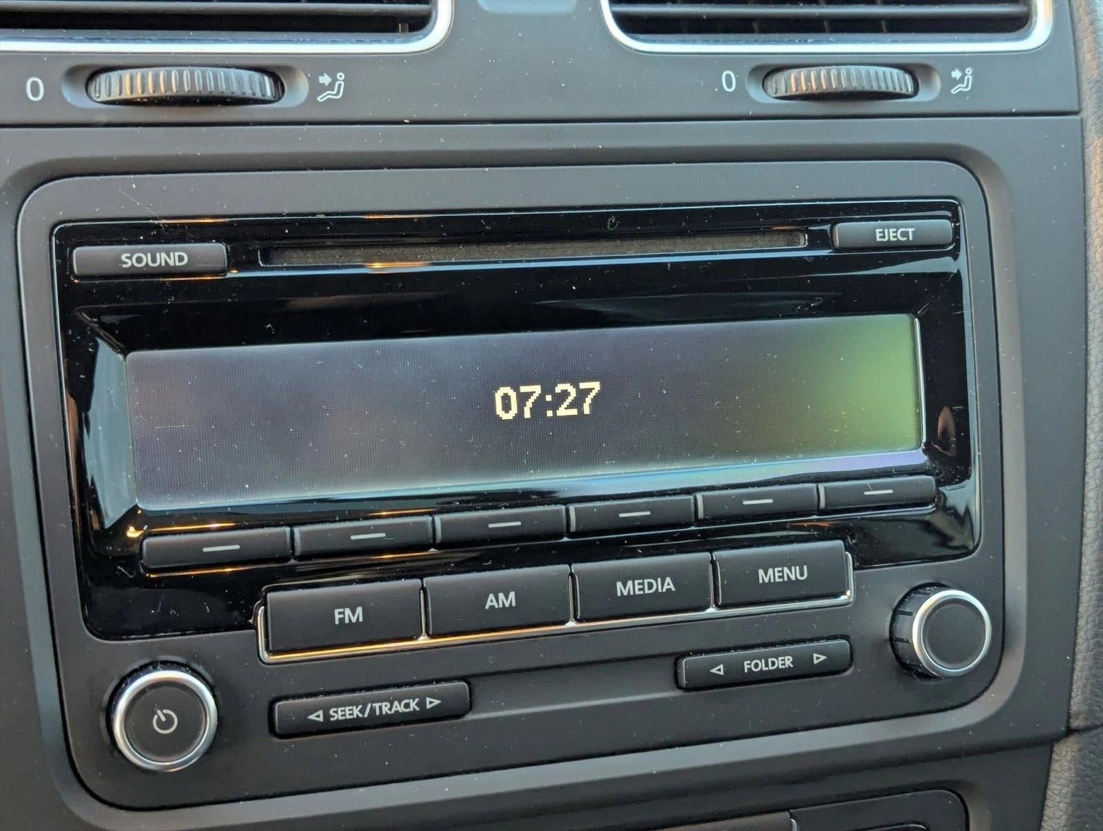 2013 Volkswagen Golf 2dr HB Auto PZEV