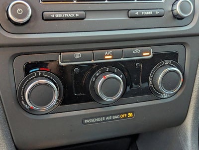 2013 Volkswagen Golf 2dr HB Auto PZEV