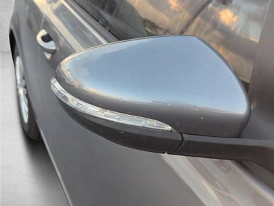 2013 Volkswagen Golf 2dr HB Auto PZEV