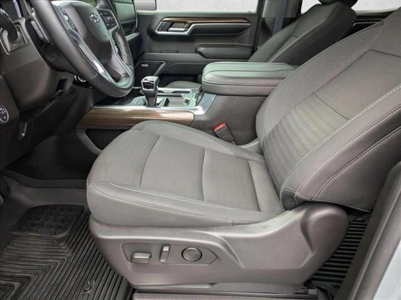 2024 Chevrolet Silverado 1500 Crew Cab Short Box 4-Wheel Drive RST