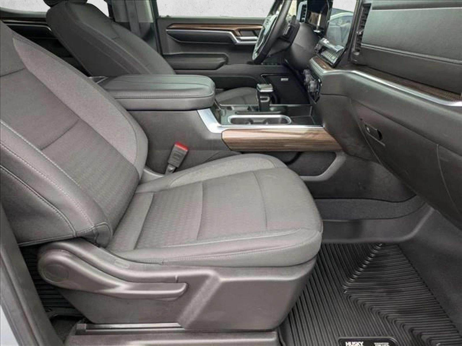 2024 Chevrolet Silverado 1500 Crew Cab Short Box 4-Wheel Drive RST