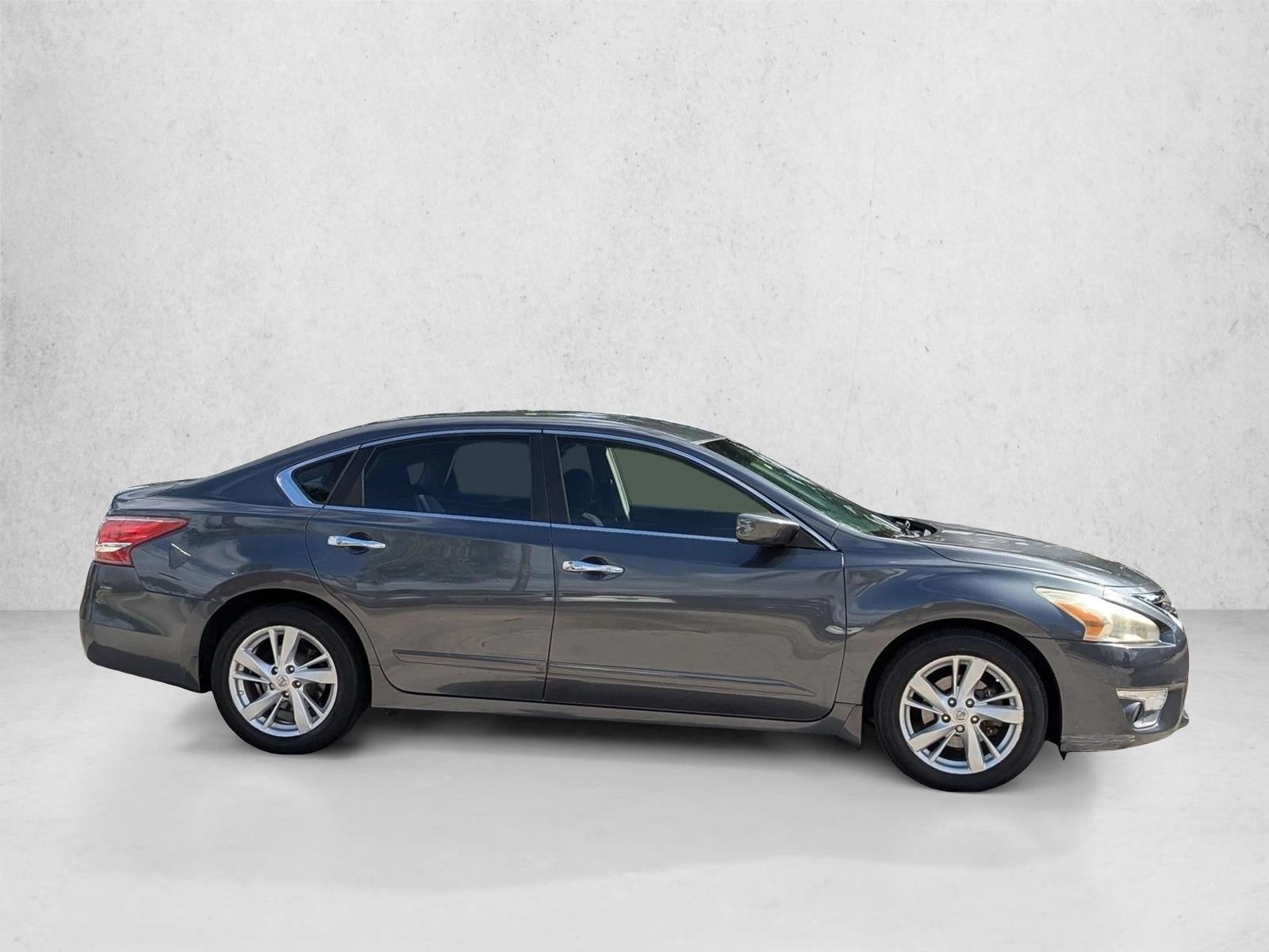 2013 Nissan Altima 4dr Sdn I4 2.5 SV