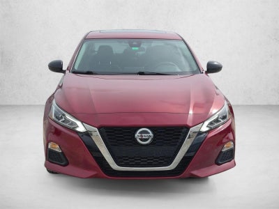 2021 Nissan Altima 2.0 SR Sedan
