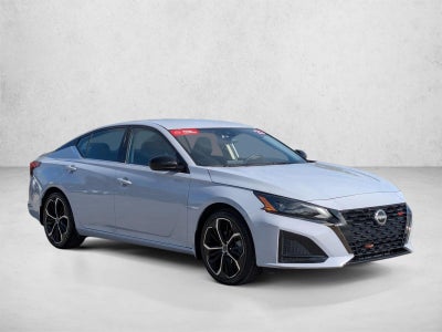2023 Nissan Altima 2.5 SR Sedan