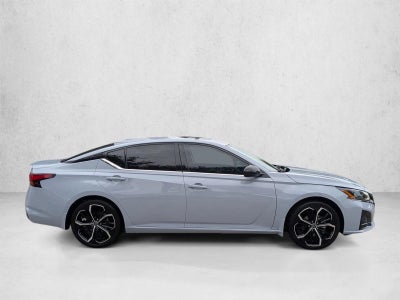 2023 Nissan Altima 2.5 SR Sedan