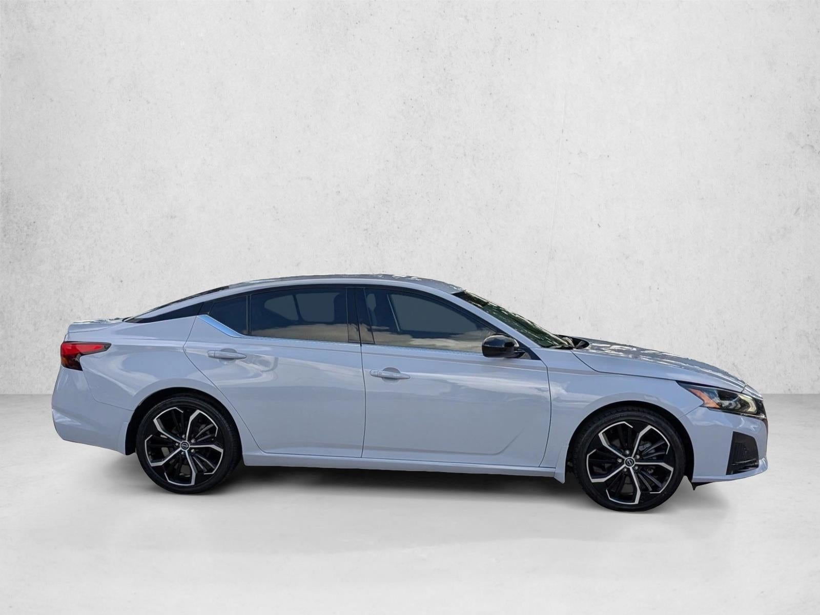 2024 Nissan Altima 2.5 SR Sedan