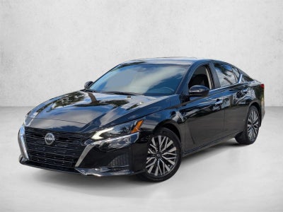 2024 Nissan Altima 2.5 SV Sedan