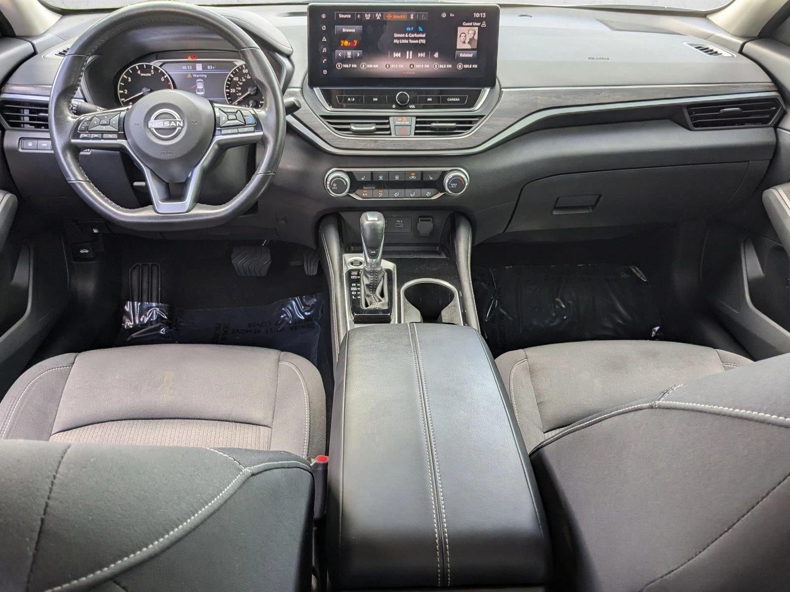 2024 Nissan Altima 2.5 SV Sedan