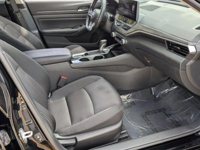 2024 Nissan Altima 2.5 SV Sedan