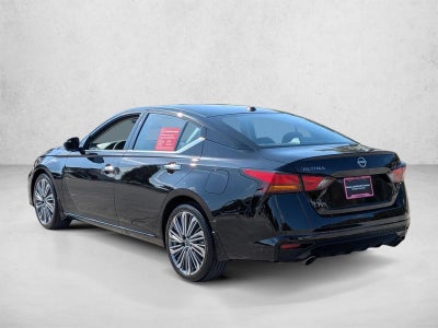 2025 Nissan Altima SL FWD