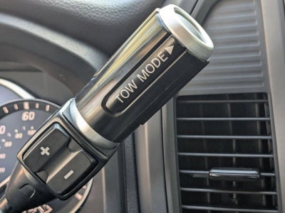 2024 Nissan Titan 4x2 Crew Cab SV