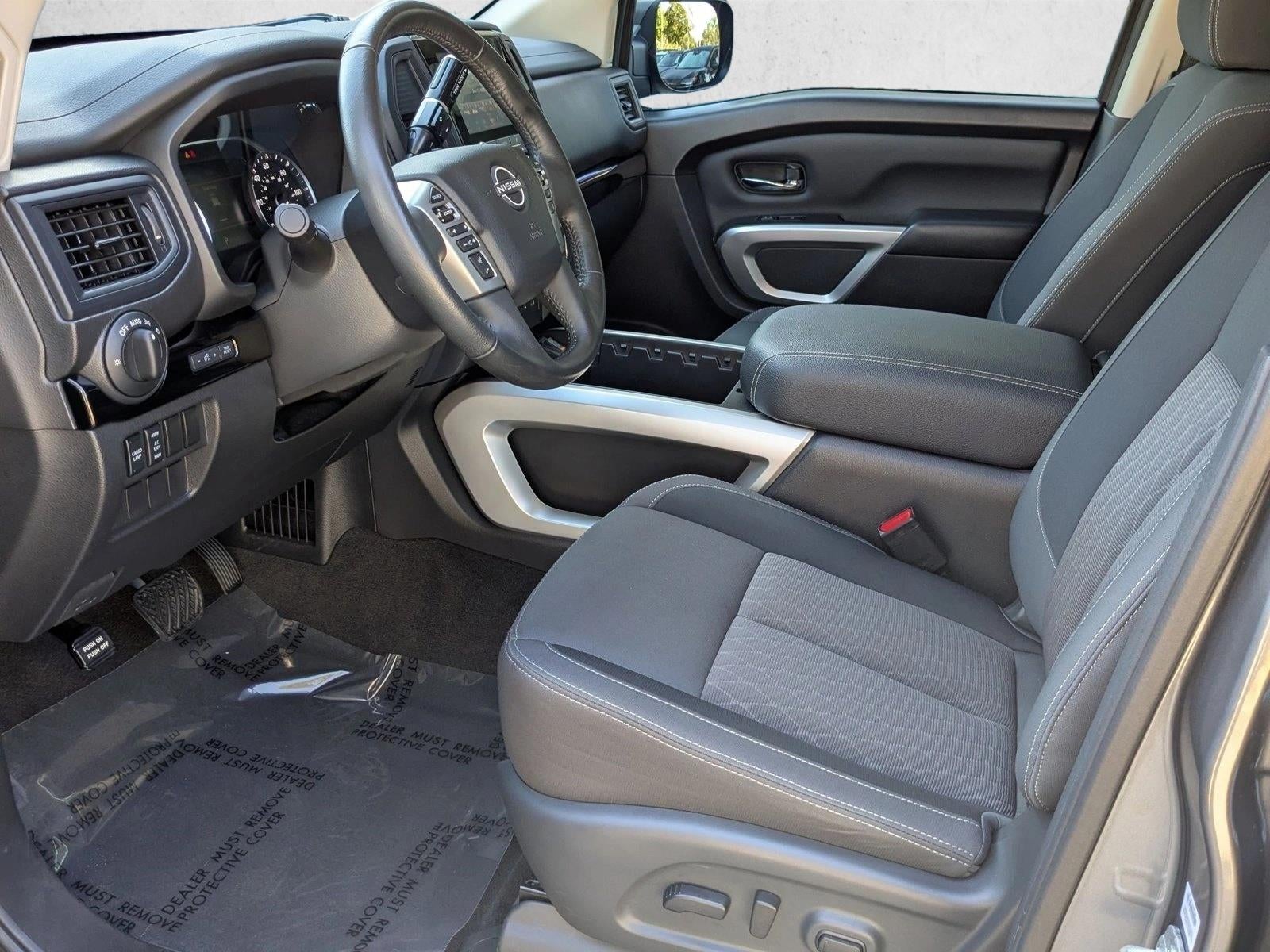 2024 Nissan Titan 4x2 Crew Cab SV